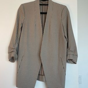 Aritzia Babaton Power Check Blazer - Tan / Black - Sz 6